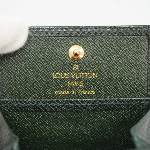 Auth Louis Vuitton Taiga Porto Monevo Watt M30384 Men's  Coin Purse Episea - Picture 5 of 8